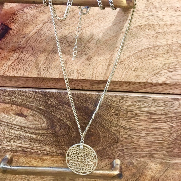 Lucky Brand Gold Woven Sun Circle Necklace - Picture 6 of 8